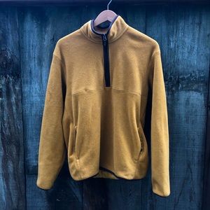 Uniqlo Quarter Zip Fleece